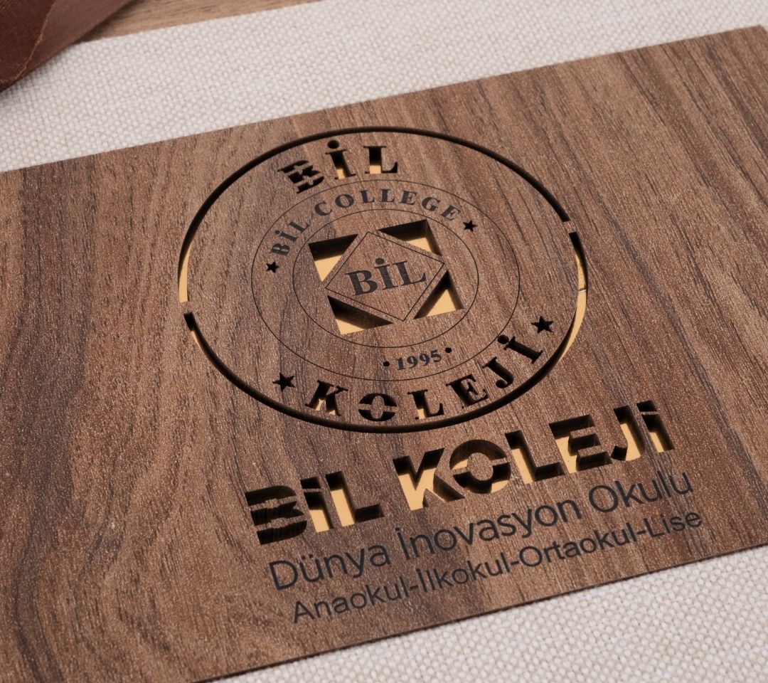 Ahşap Kutulu Çikolata - Bil Koleji