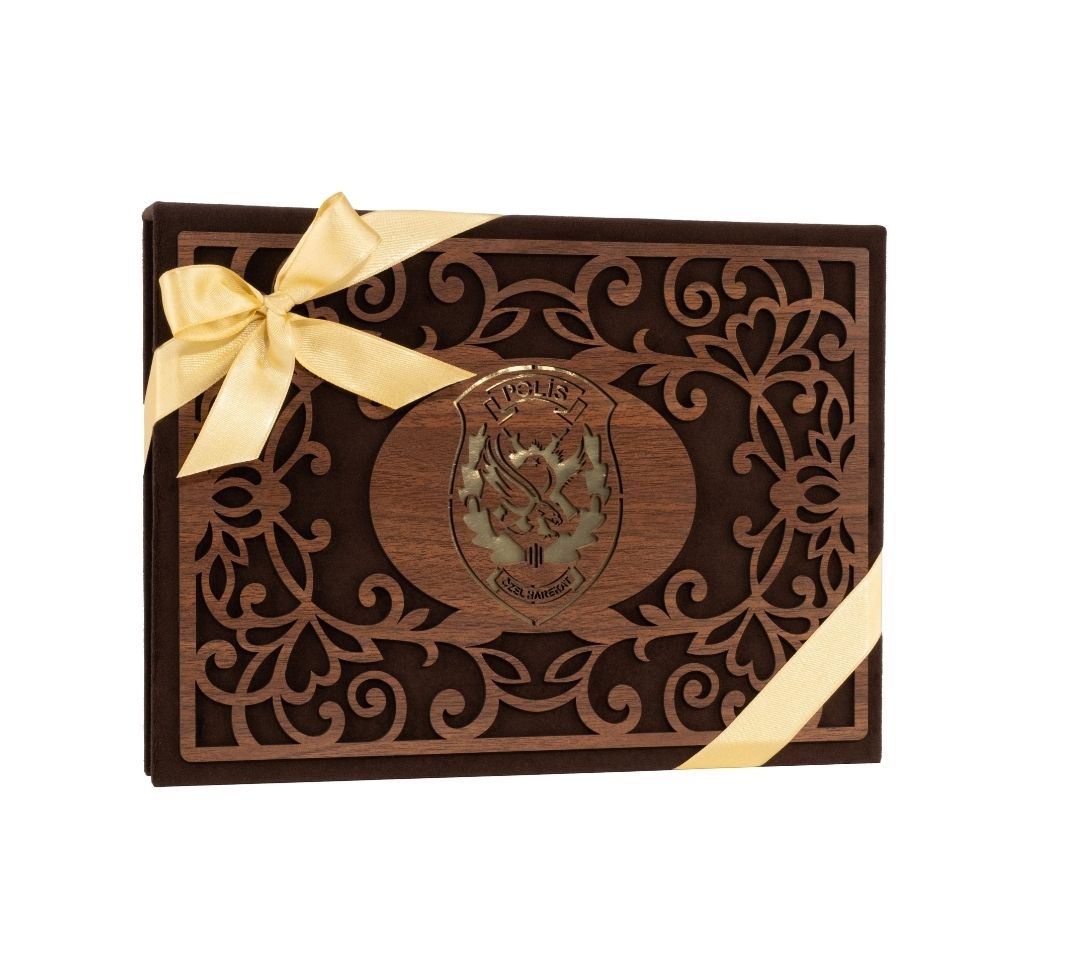 Ahşap Kutulu Çikolata - PÖH