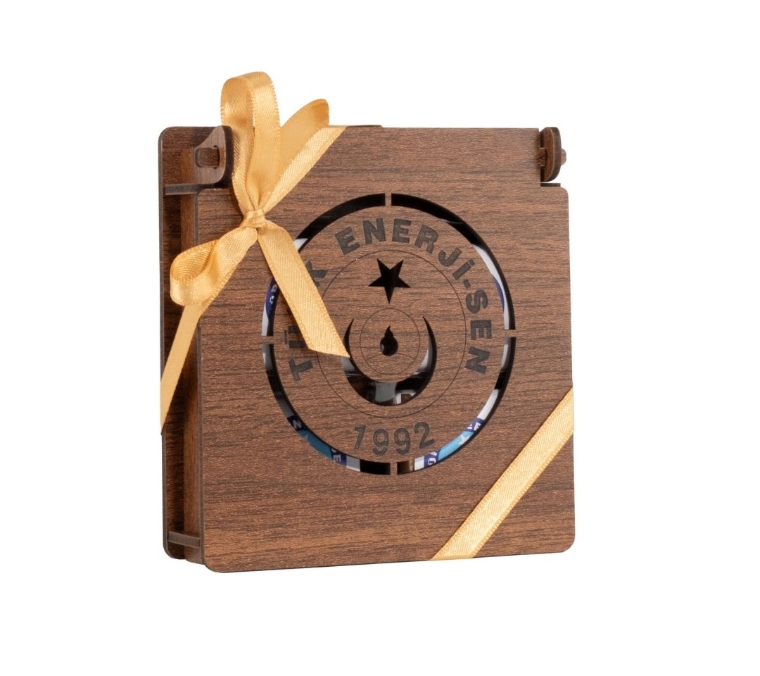 Ahşap Kutulu Çikolata - Türk Enerji-Sen